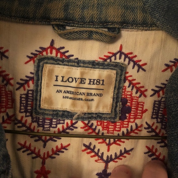 Classic jean jacket - Picture 3 of 5